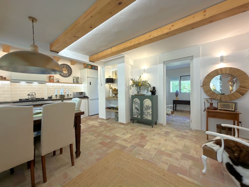 Property 2504 - Image 14
